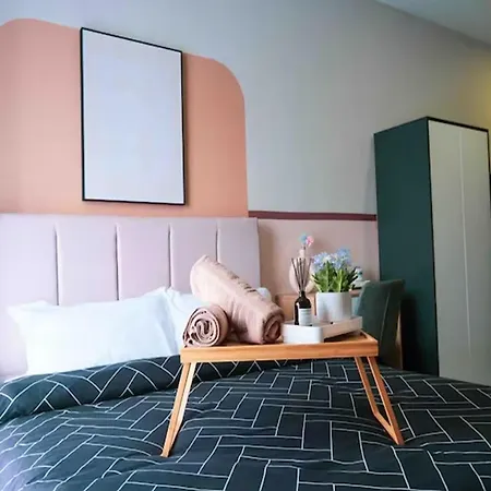 Neusuite Cozy Studio By Guestonic